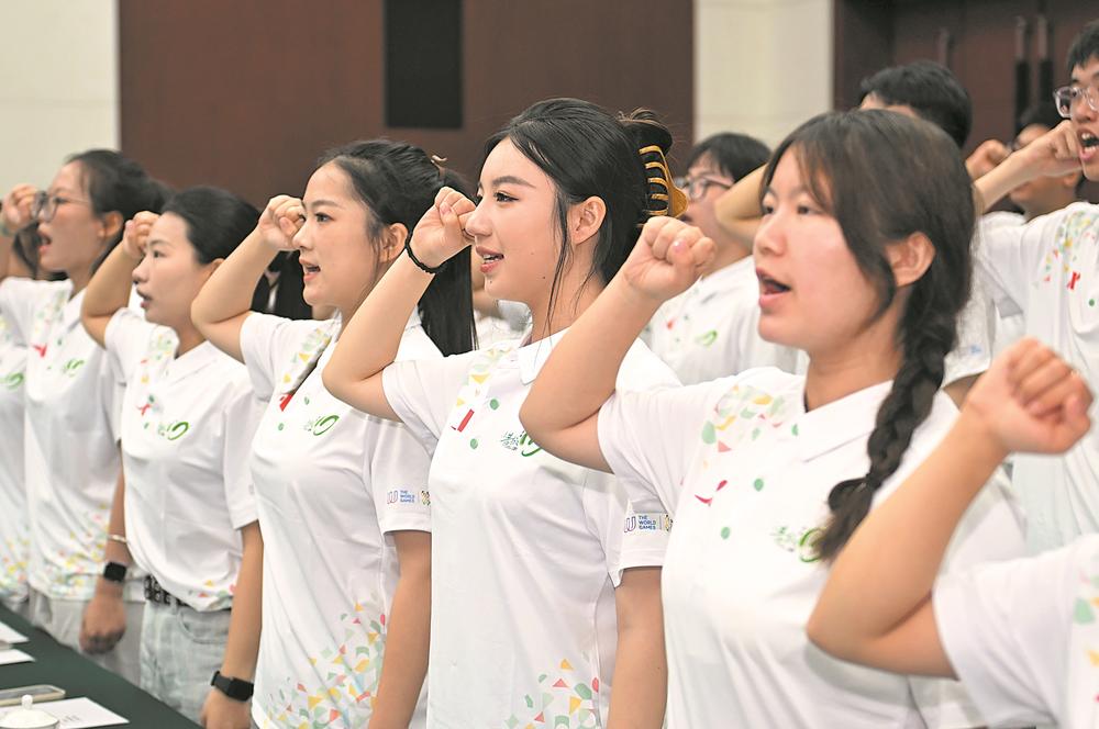小青椒, 到各竞赛场