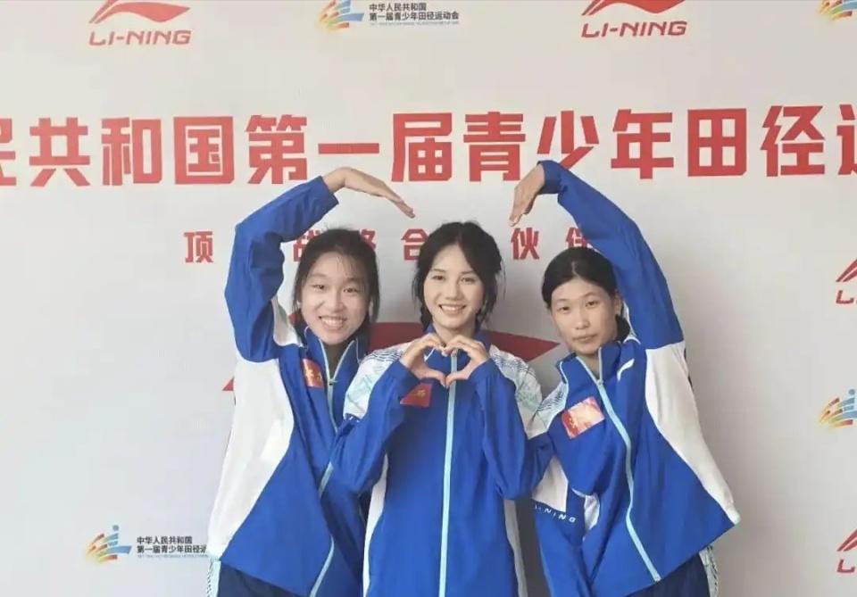 毕竟我才 毕竟我才