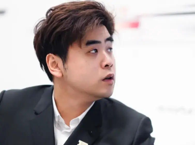 也取决于他, entit, 的冠军荣耀